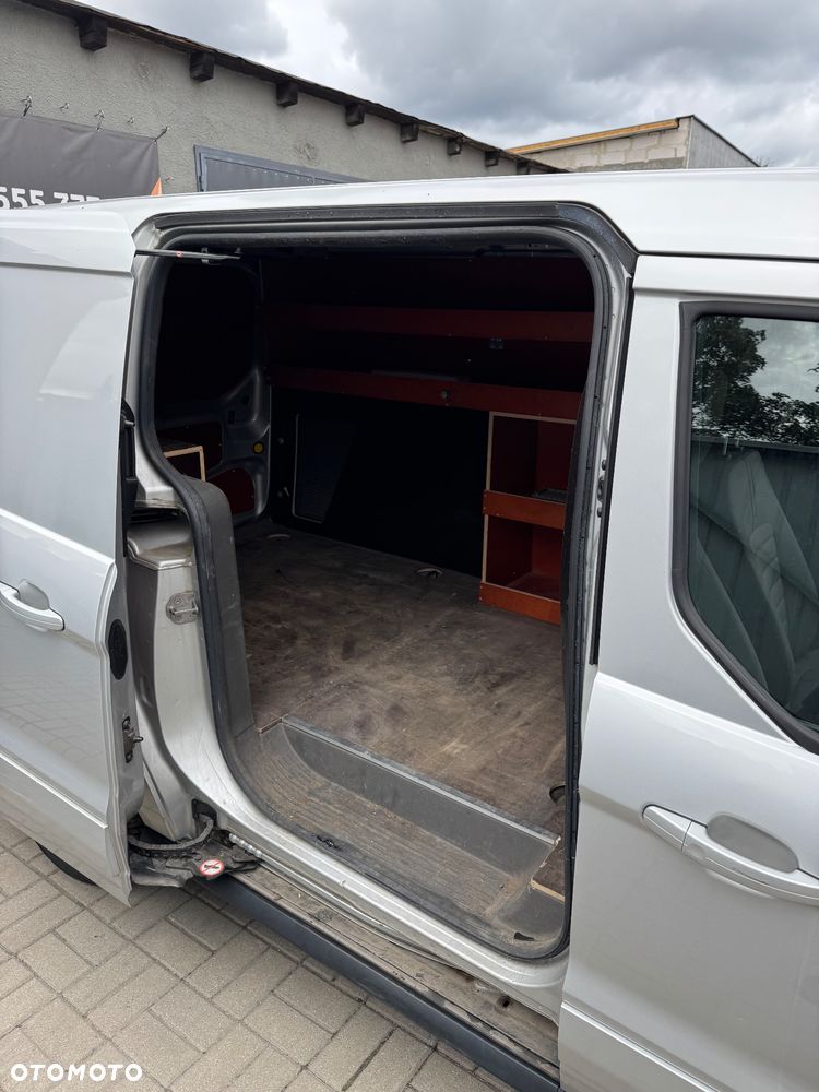 Ford Tourneo Connect - 16