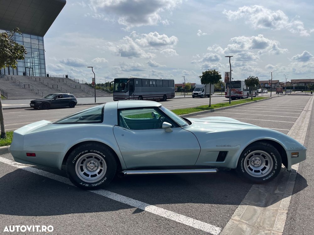 Chevrolet Corvette - 7