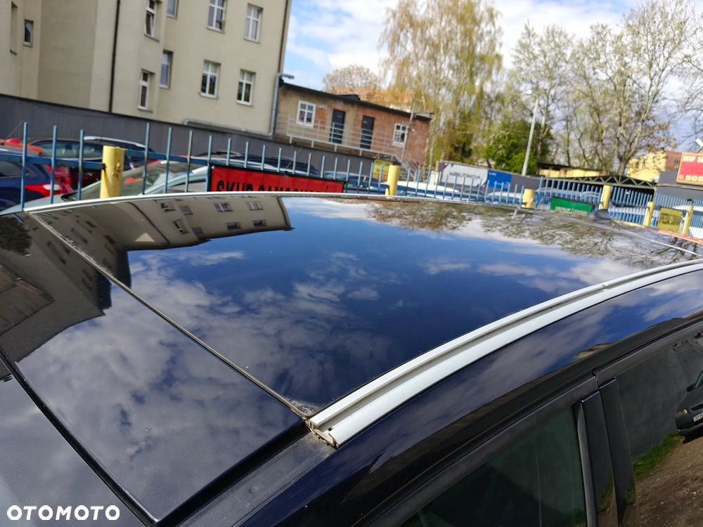 Ford Galaxy 2.0 TDCi Titanium - 25