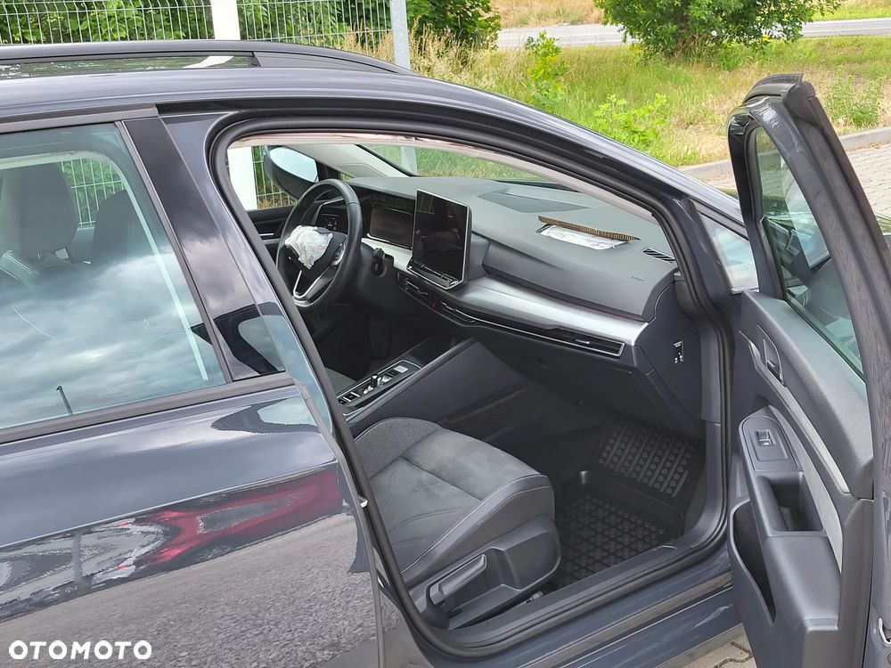 Volkswagen Golf 1.5 eTSI EVO Life DSG - 6