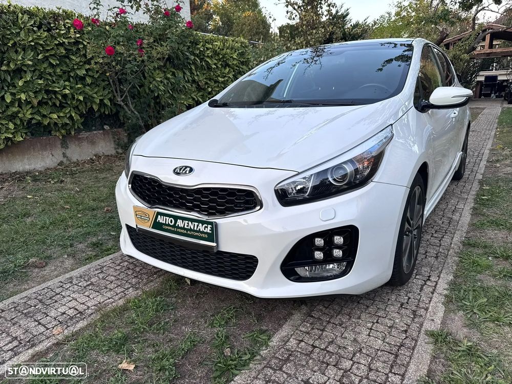 Kia Ceed 1.6 CRDi 136 ISG GT Line - 34