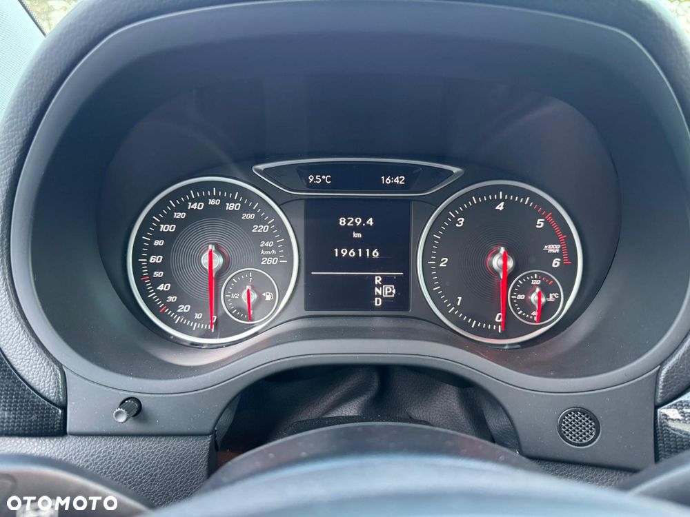 Mercedes-Benz Klasa B 220 d 7G-DCT Edition - 17