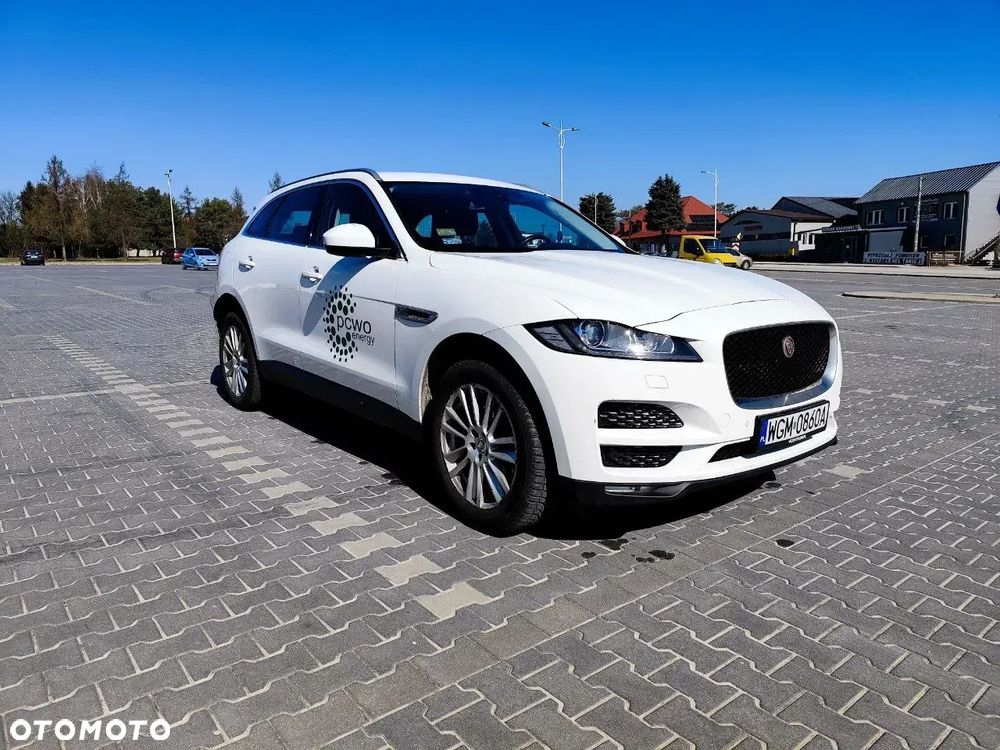 Jaguar F-Pace - 1