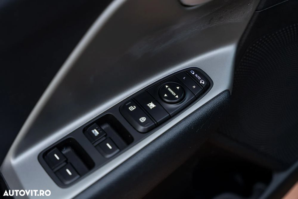 Kia Niro 1.6 GDI HEV 2WD OPF Aut. Spirit - 33