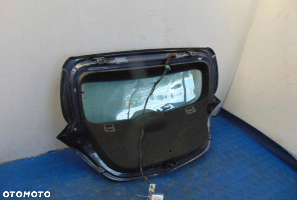 OPEL ASTRA H TYLNA KLAPA STAN WIDOCZNY NA ZDJĘCIU - 6