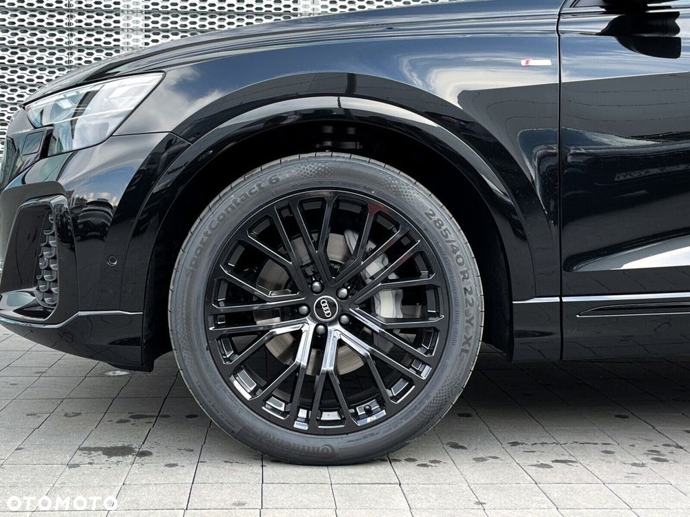 Audi Q8 - 14