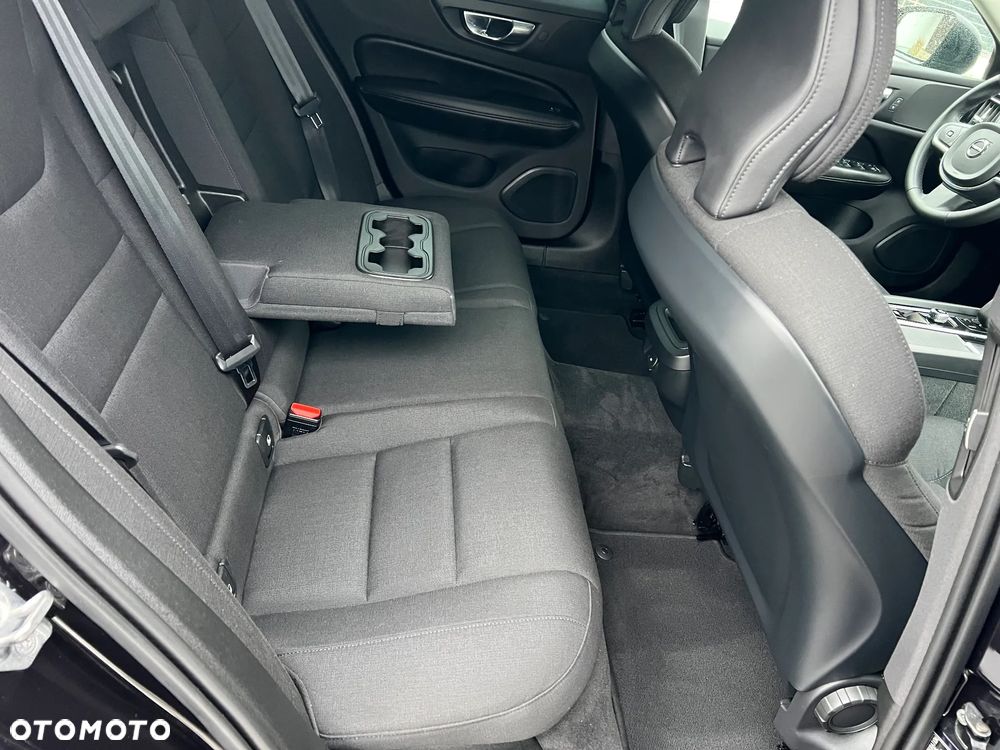 Volvo V60 B4 D Geartronic Momentum Pro - 30