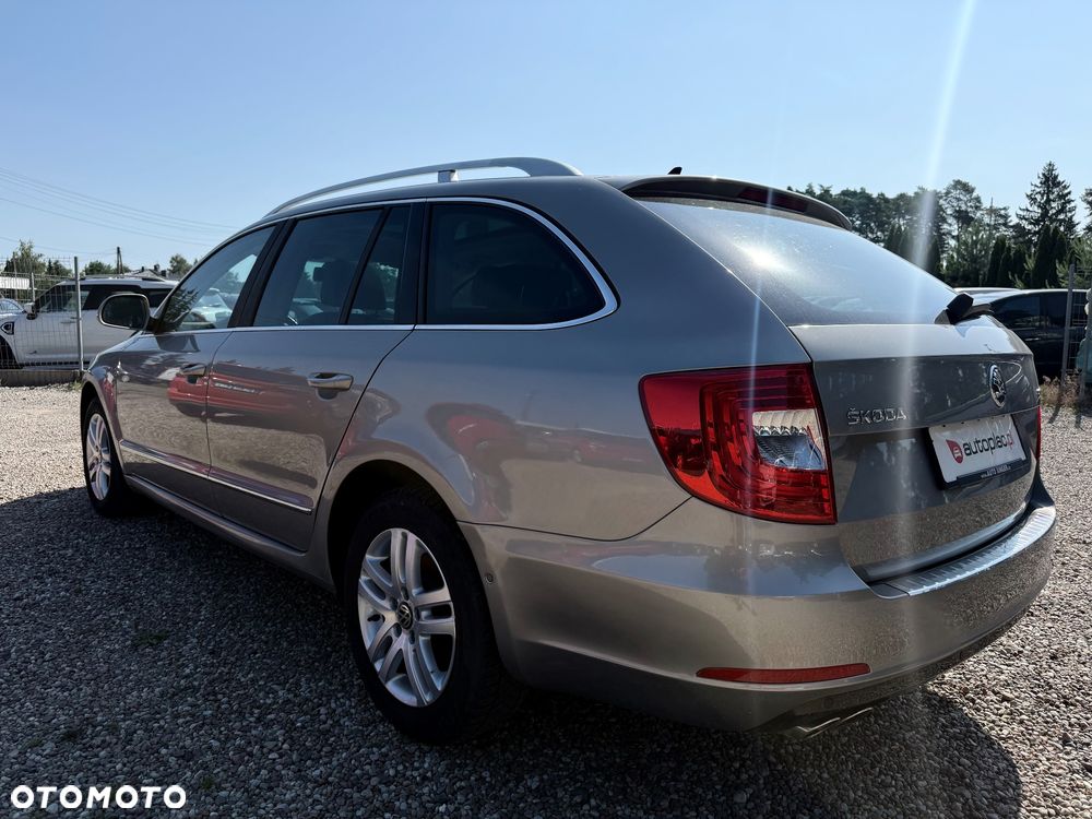 Skoda Superb 2.0 TDI Business - 6