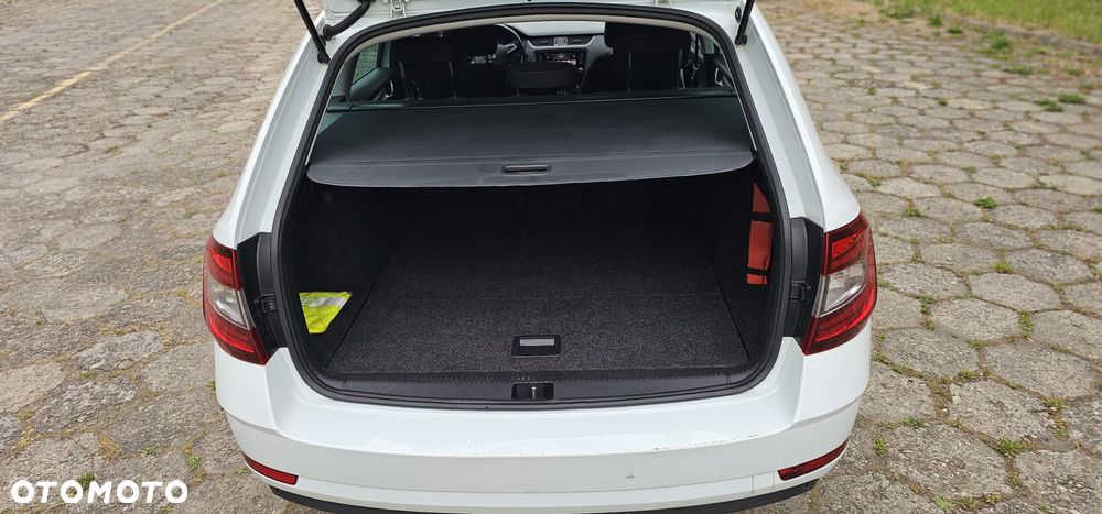 Skoda Octavia 2.0 TDI DSG Clever - 7