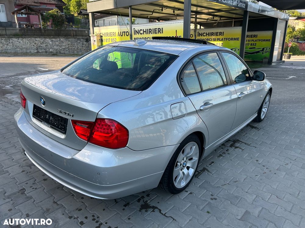 BMW Seria 3 320d DPF Aut. Edition Exclusive - 2