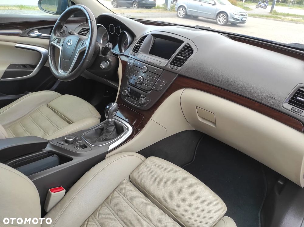 Opel Insignia 2.0 CDTI - 18