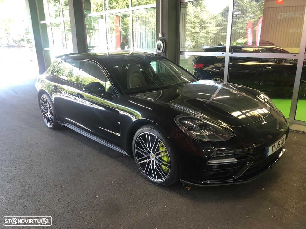 Porsche Panamera Sport Turismo Turbo S E-Hybrid - 1