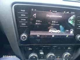 Skoda Octavia 2.0 TDI Style DSG - 3