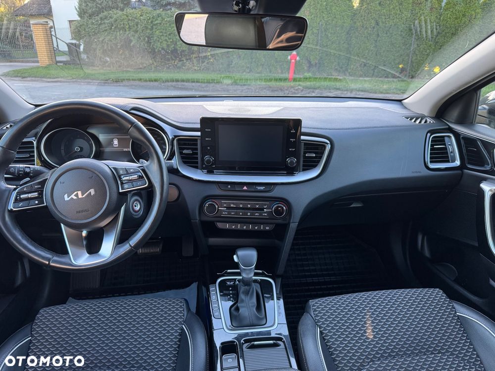 Kia Ceed - 29