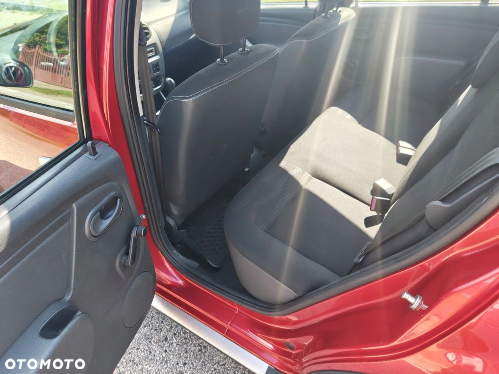 Dacia Sandero Stepway - 13