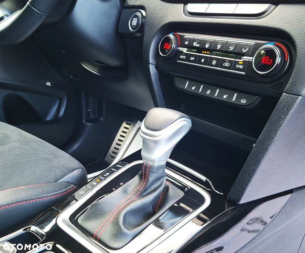 Kia ProCeed 1.6 T-GDI DCT7 OPF GT - 32