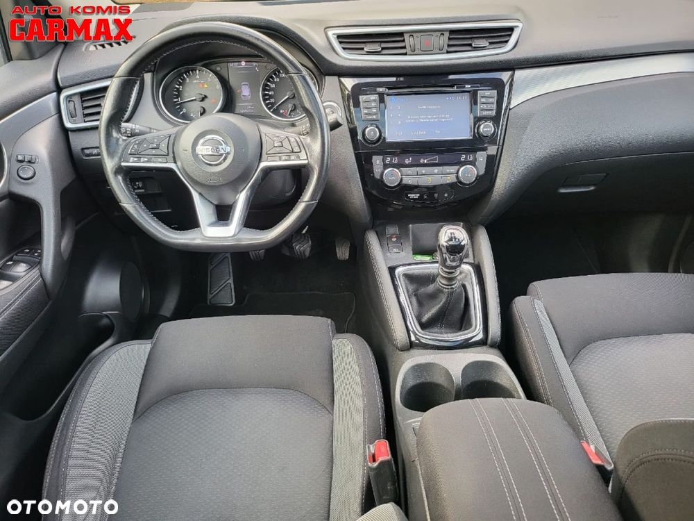 Nissan Qashqai - 25