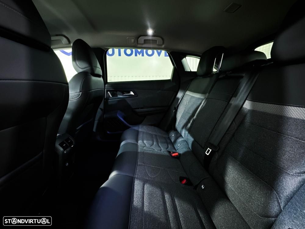 Citroën C5 X 1.6 Hybrid Feel Pack e-EAT8 - 10