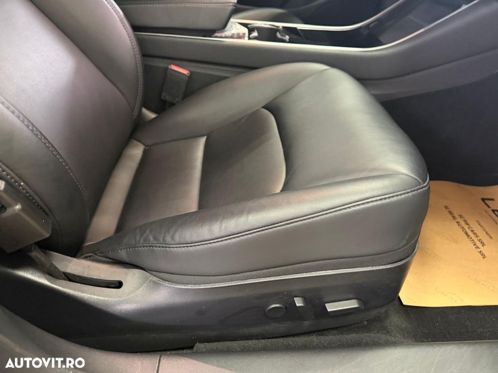 Tesla Model 3 Langstreckenbatterie Allradantrieb Dual Motor - 18