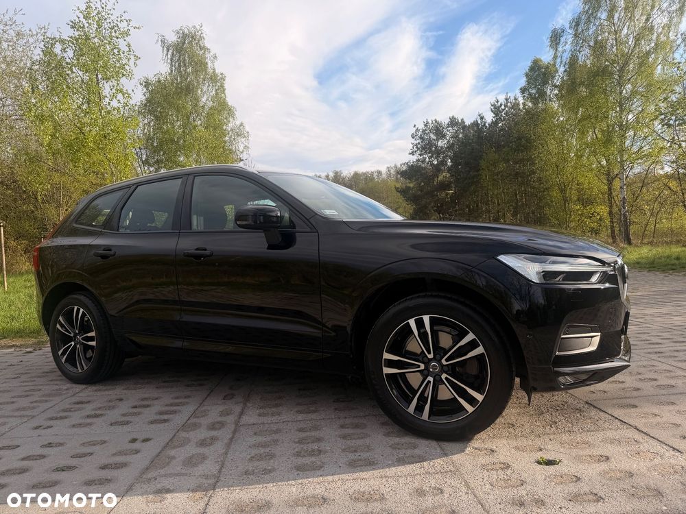 Volvo XC 60 T5 GPF Momentum - 6