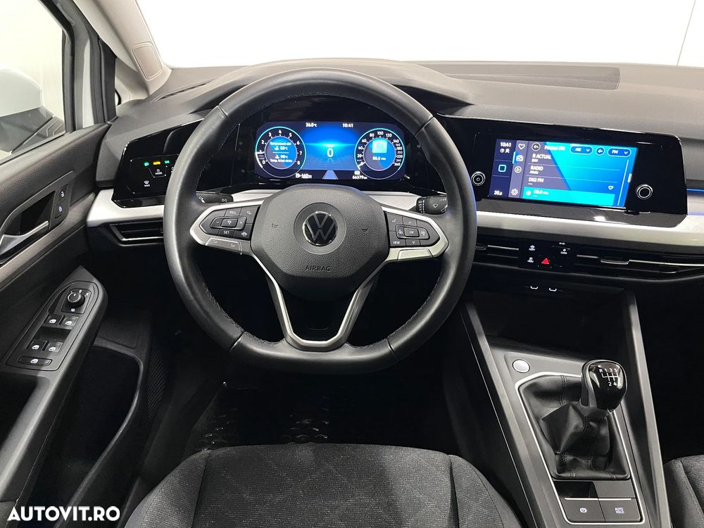Volkswagen Golf 1.5 TSI ACT Life - 7