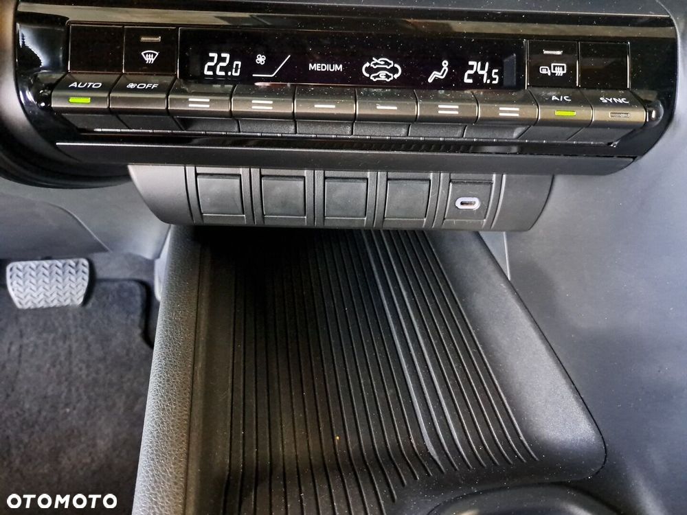 Toyota C-HR 1.8 Hybrid Comfort - 25