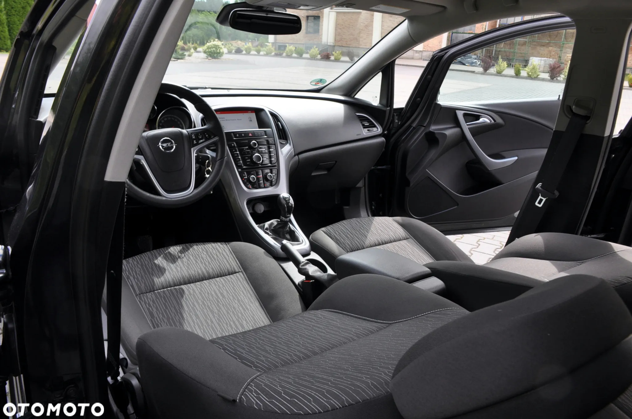 Opel Astra 1.4 Turbo Active - 28