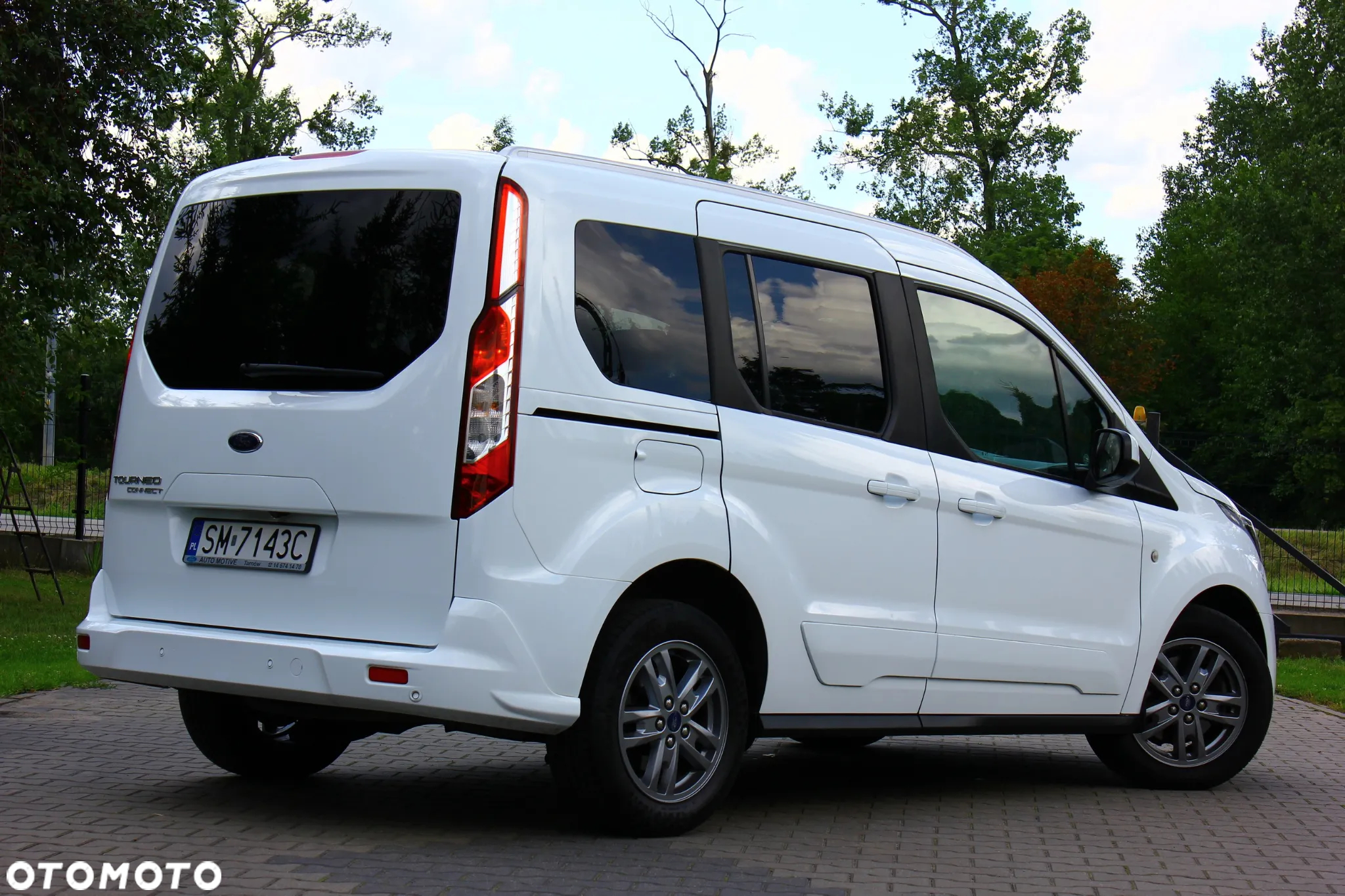 Ford Tourneo Connect 1.5 EcoBlue Titanium - 12