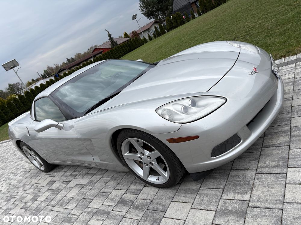 Chevrolet Corvette - 31