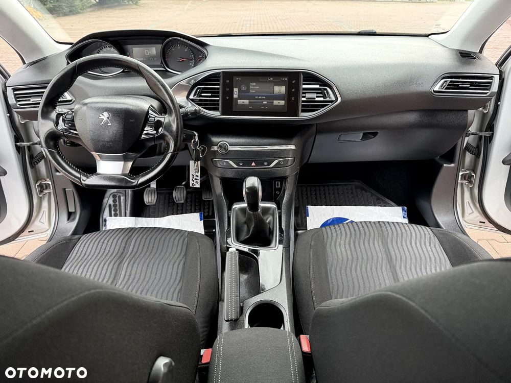 Peugeot 308 - 9