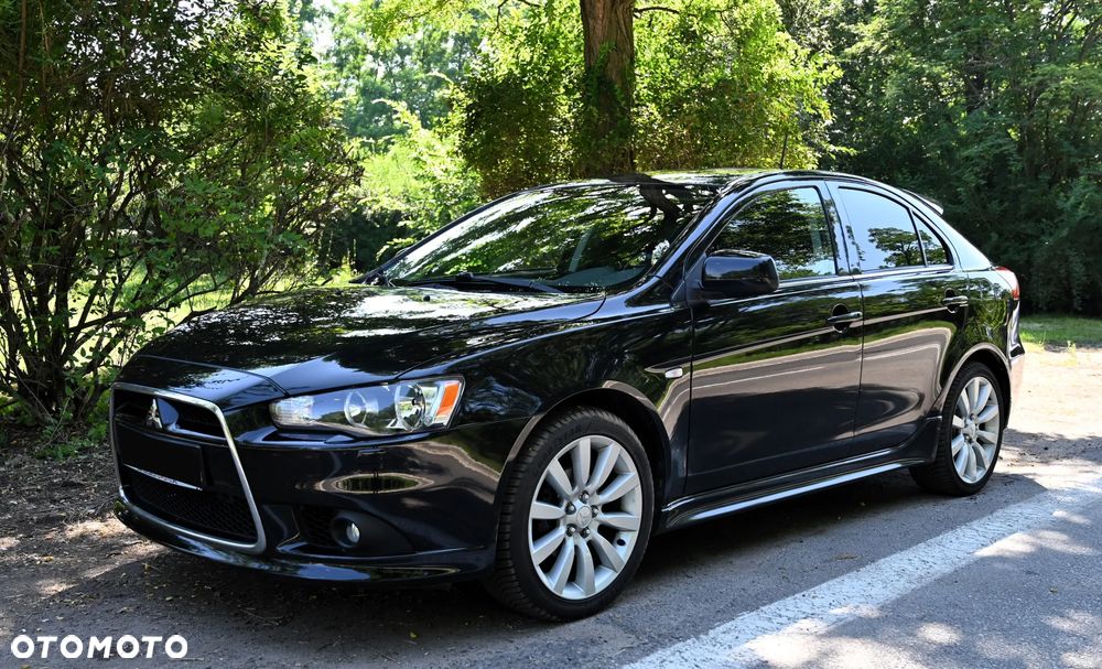 Mitsubishi Lancer - 2