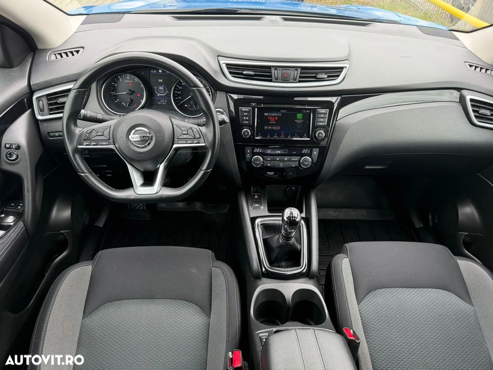 Nissan Qashqai 1.3 138CP 2WD N-Connecta - 19