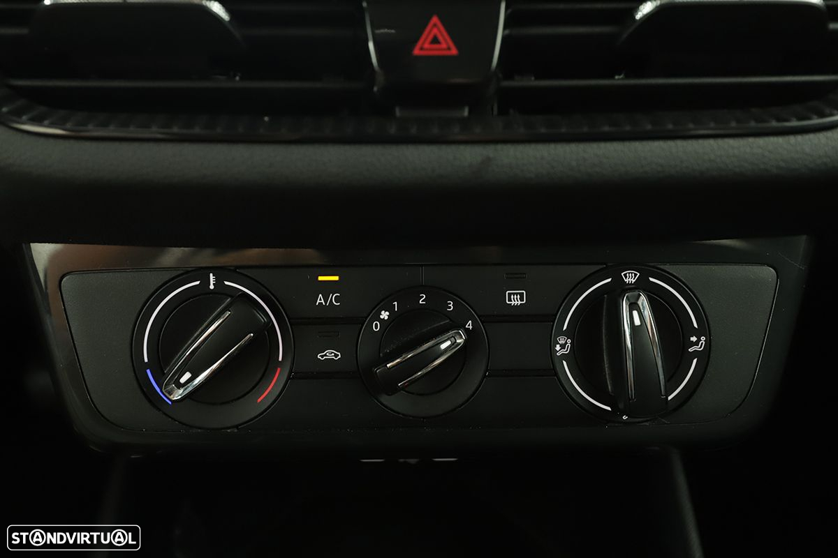 Skoda Fabia 1.0 TSI First Edition - 12