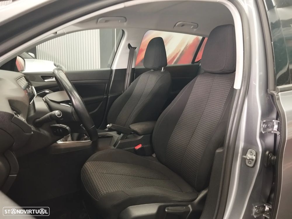 Peugeot 308 1.5 BlueHDi Style - 13