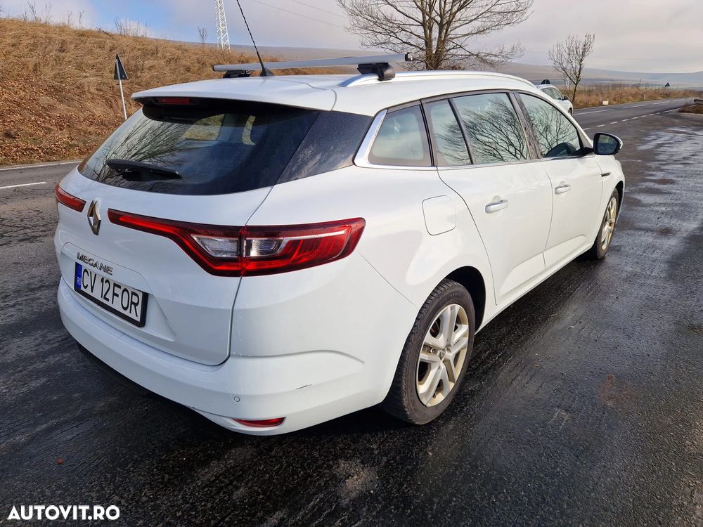 Renault Megane Blue dCi 116 Intens - 6