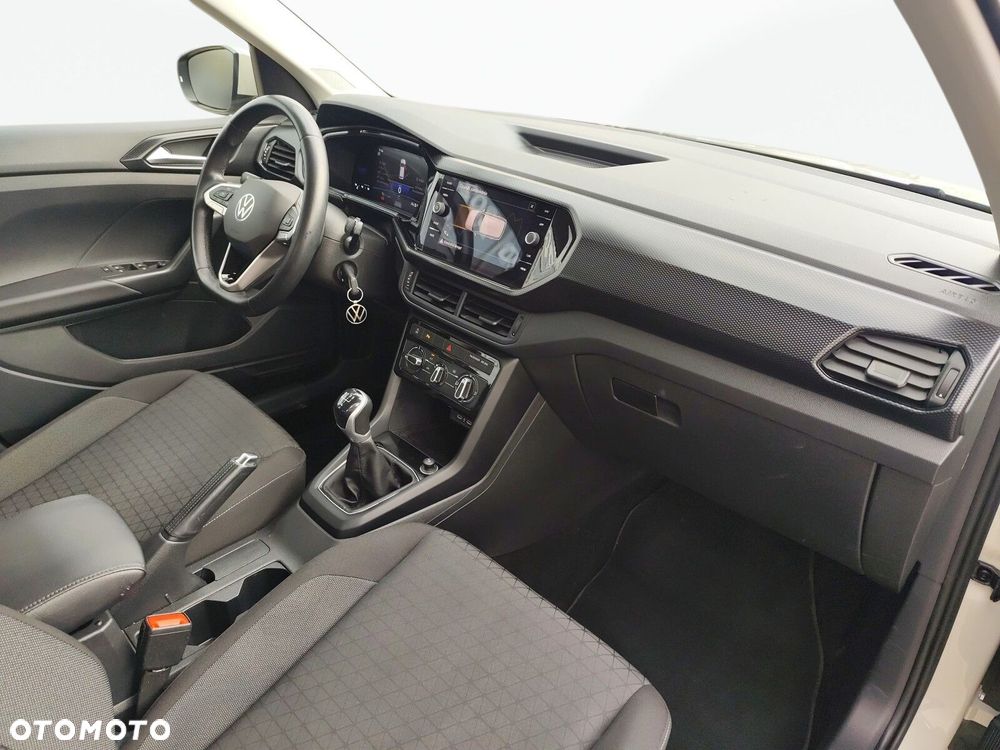 Volkswagen T-Cross - 19