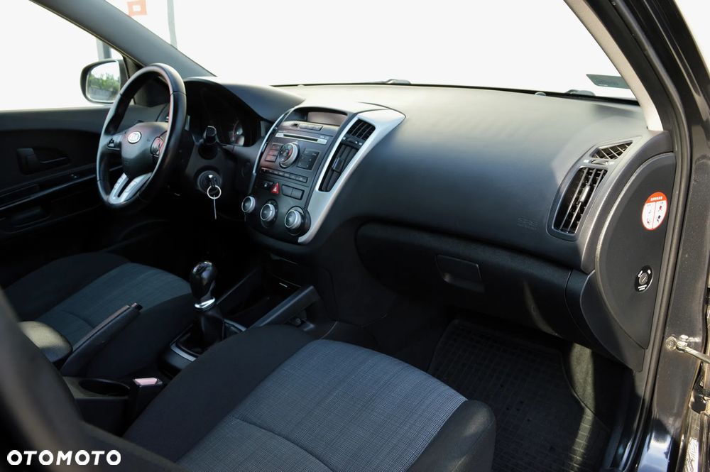 Kia Ceed 1.6 Comfort + - 10