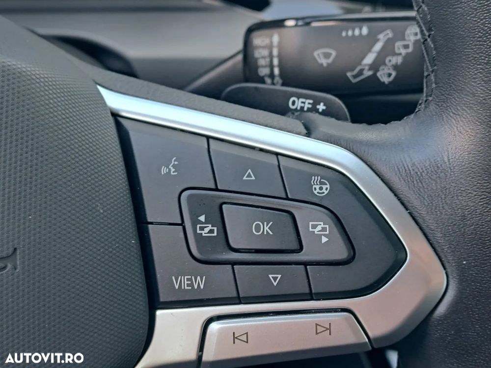 Volkswagen Golf 1.5 eTSI ACT DSG MHEV Style - 28