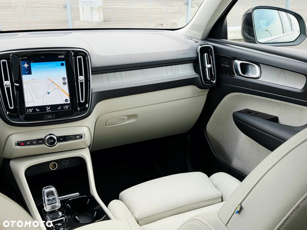 Volvo XC 40 T3 Inscription - 31