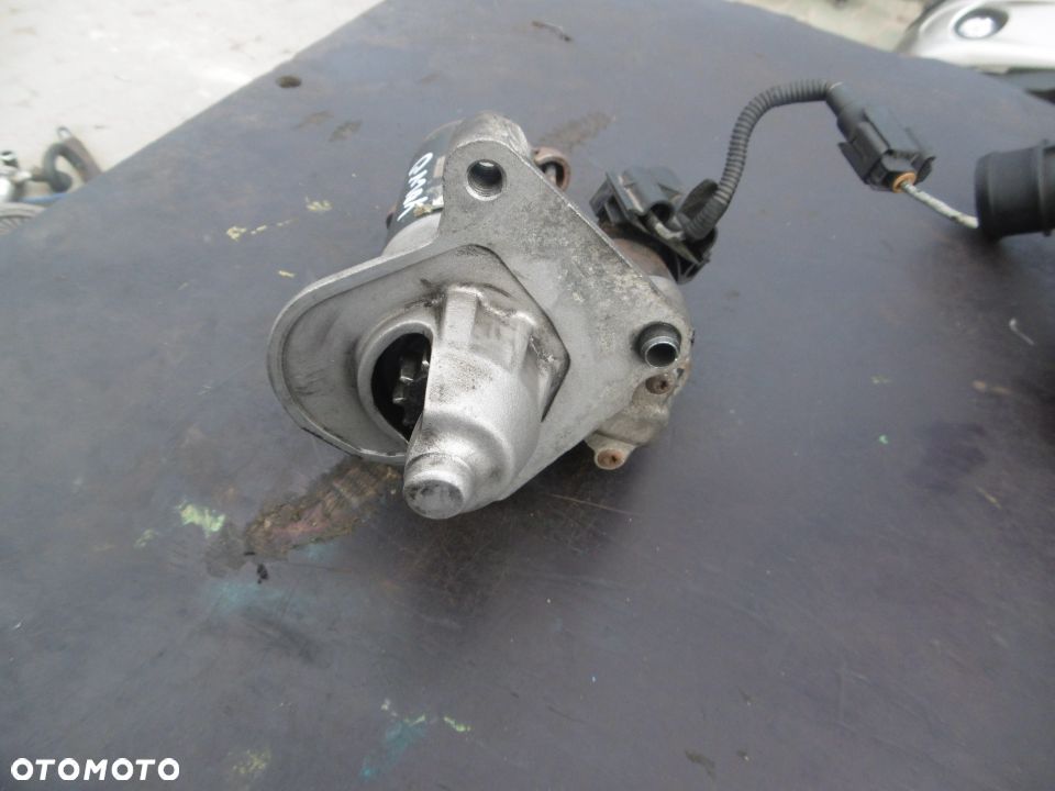 Rozrusznik VOLVO V50 S40 II 1,6 HDI - 2