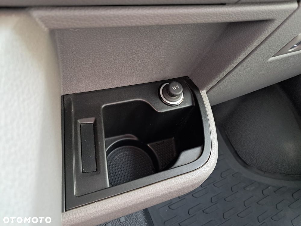 Volkswagen Transporter - 15