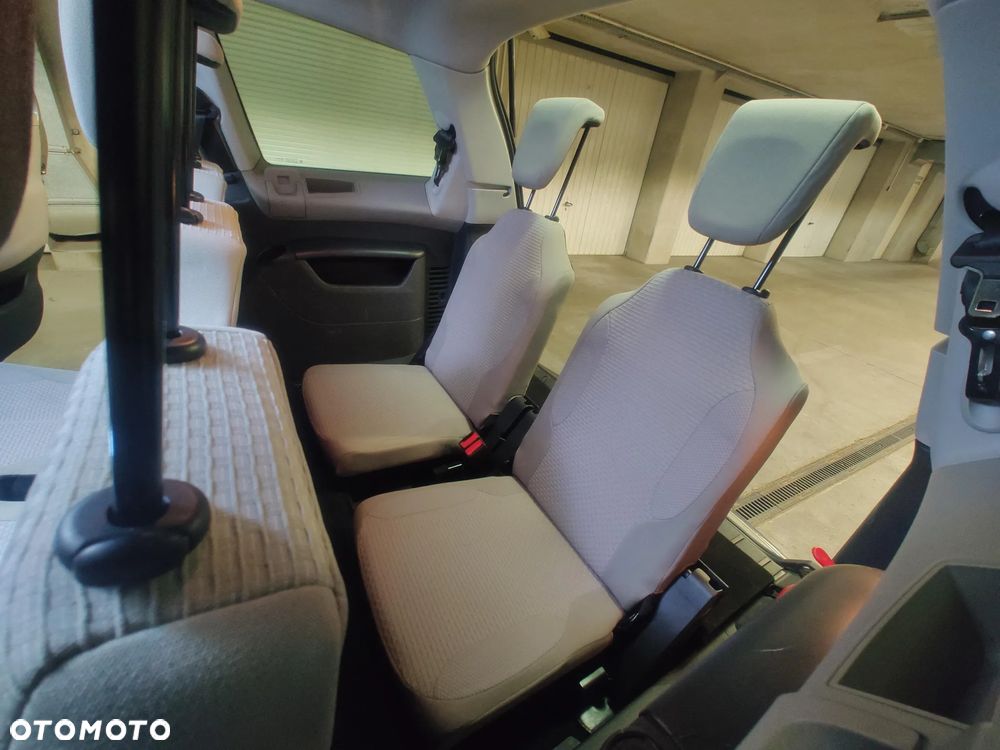Citroën C4 Picasso - 22