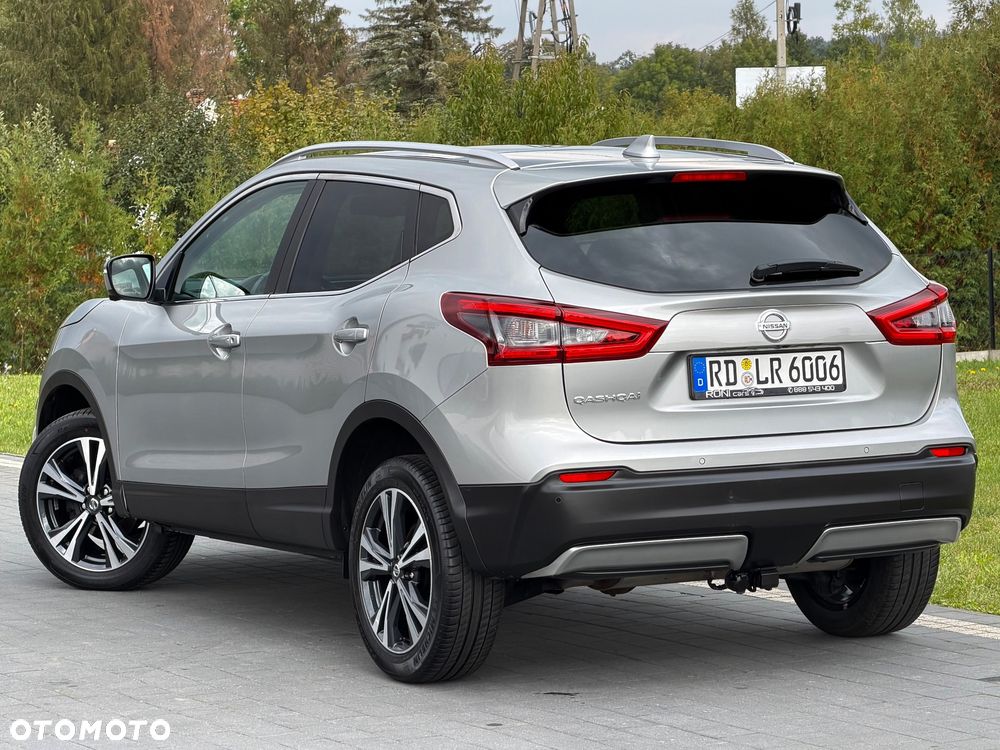 Nissan Qashqai 1.6 DIG-T Tekna+ - 16