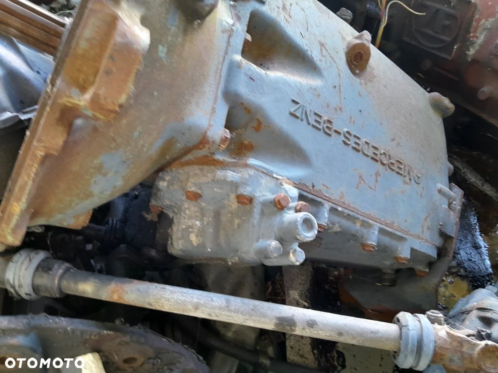 SKRZYNIA MERCEDES 814 11 17   11-20 93R - 1