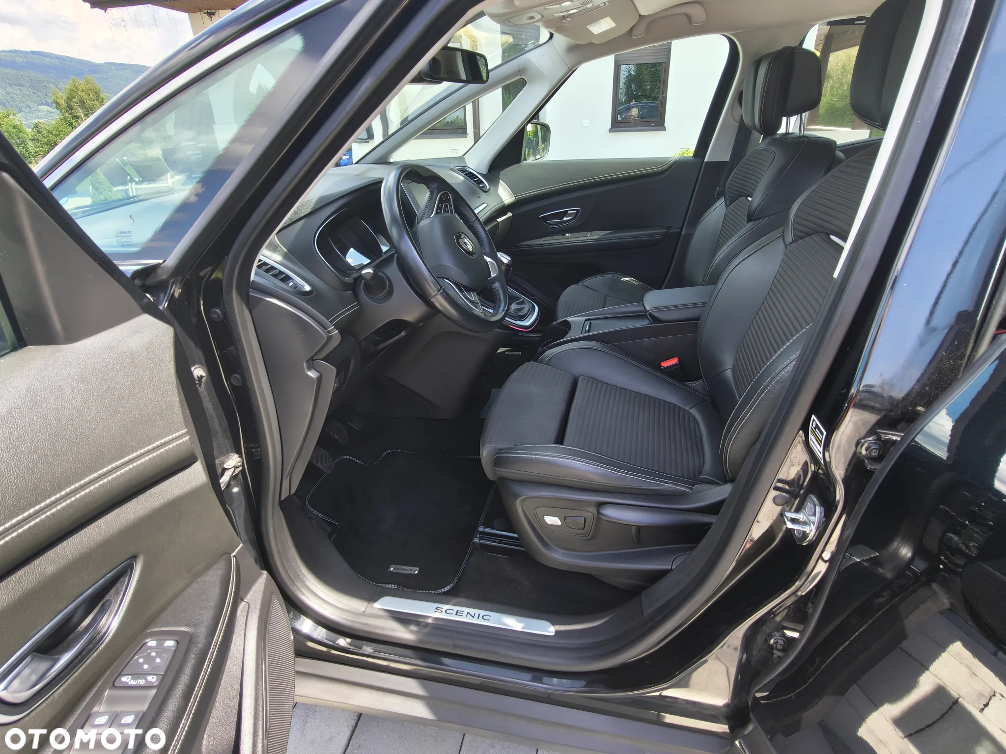 Renault Scenic ENERGY TCe 130 INITIALE PARIS - 4