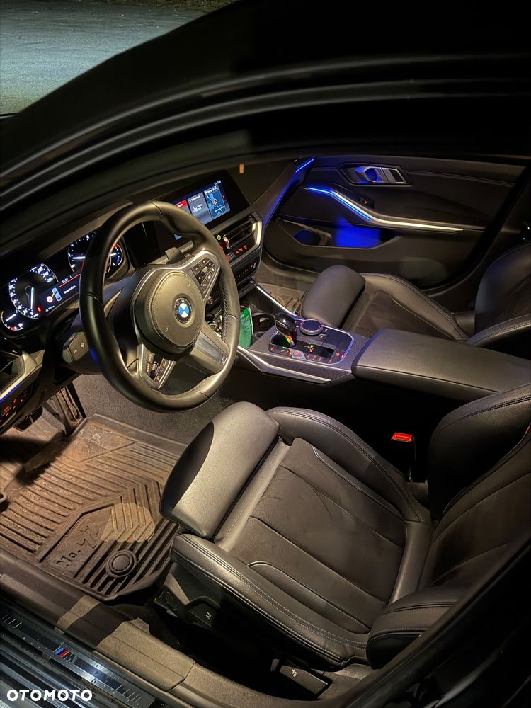 BMW Seria 3 330i xDrive M Sport sport - 15