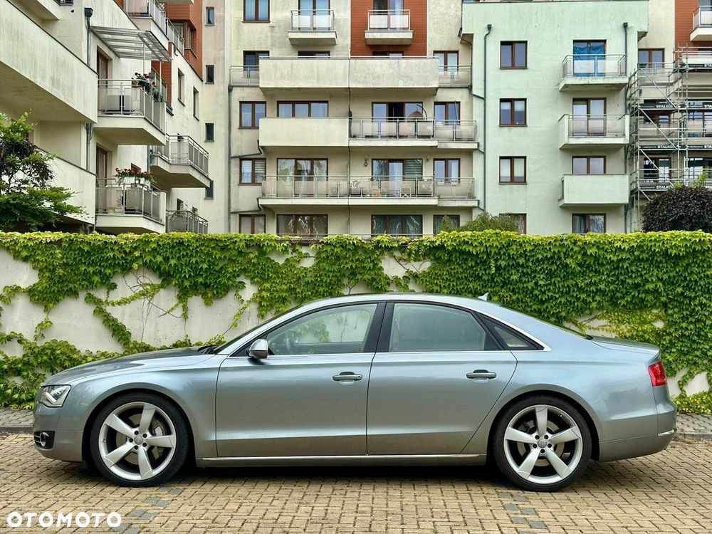 Audi A8 - 2