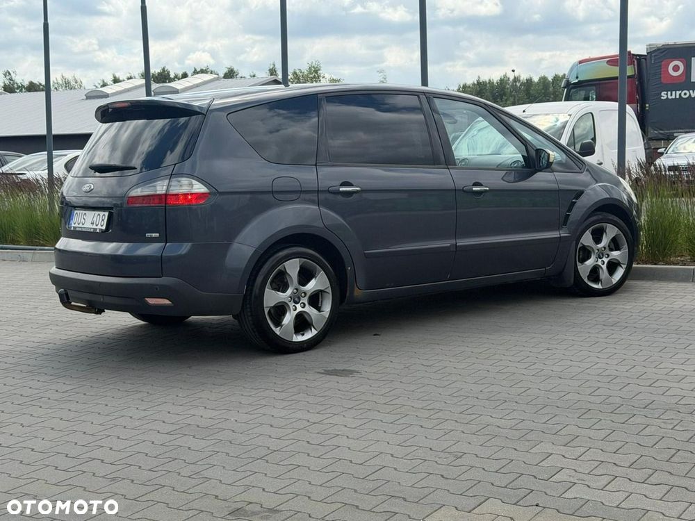 Ford S-Max - 20