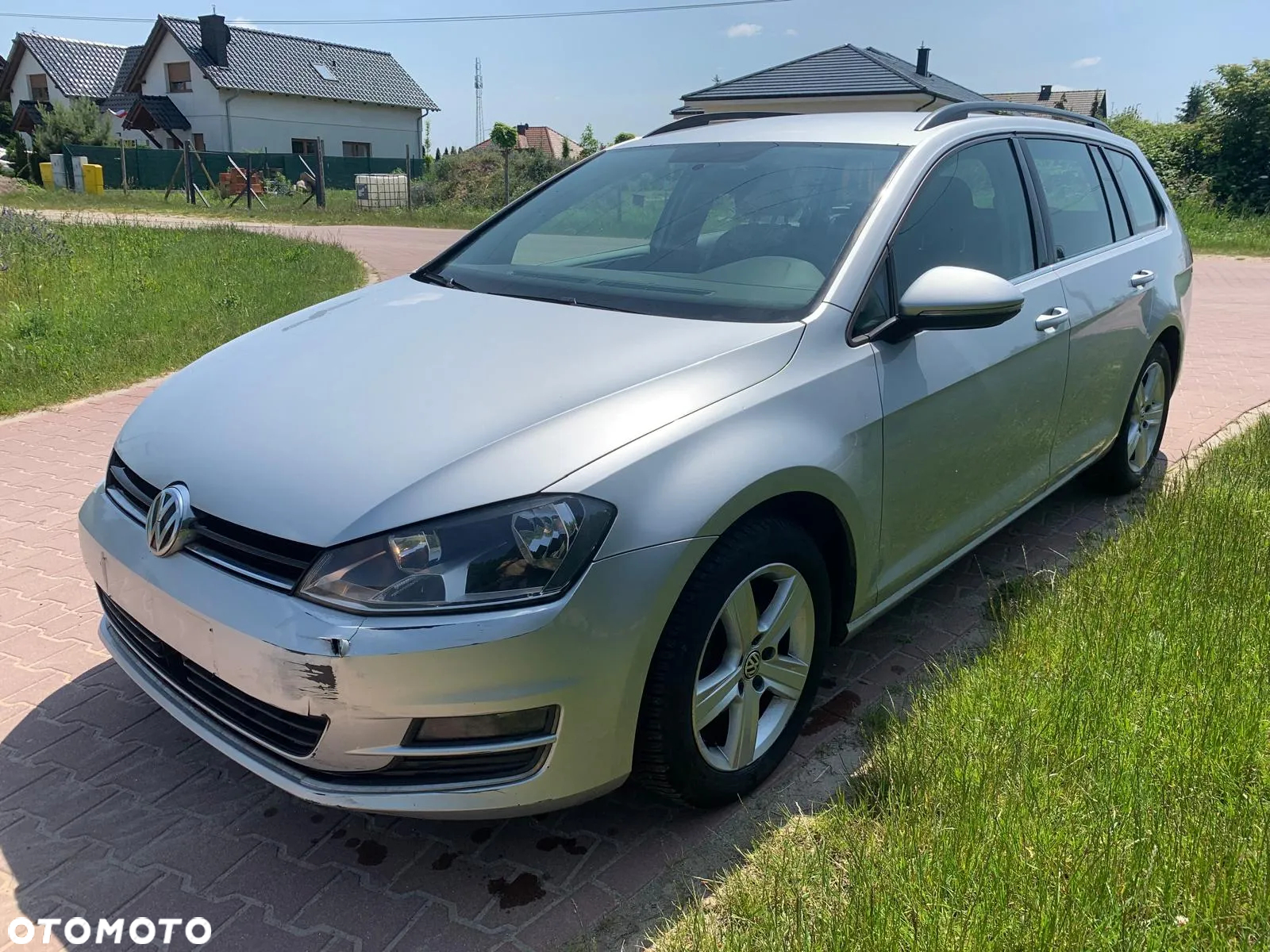 Volkswagen Golf 2.0 TDI BlueMotion Technology Edition - 2