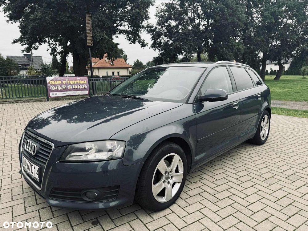 Audi A3 Sportback 2010 photo 3